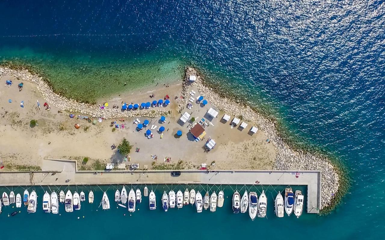 Apartment Andric Crikvenica Buitenkant foto