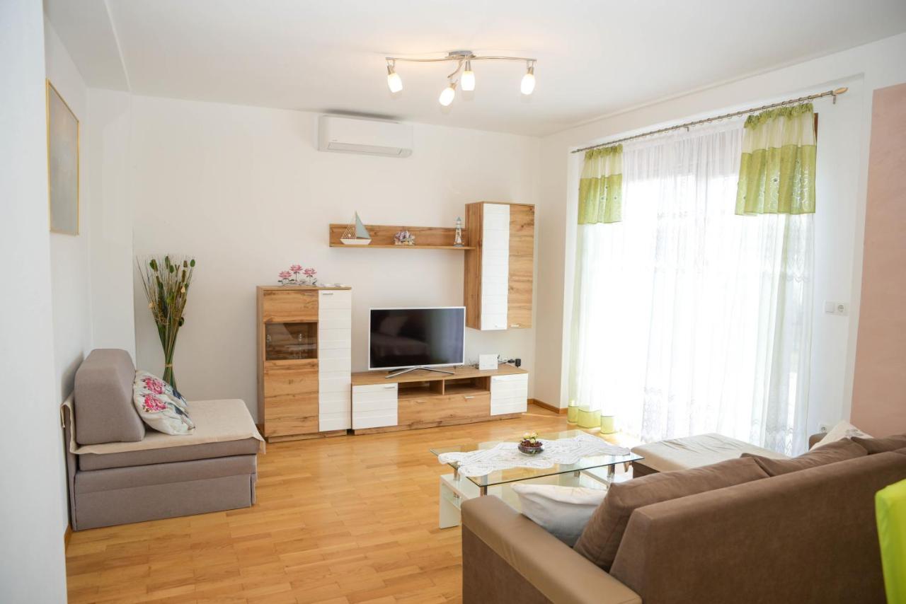Apartment Andric Crikvenica Buitenkant foto