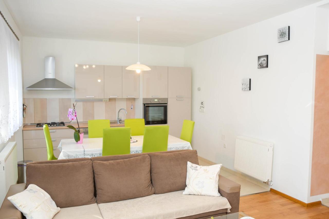 Apartment Andric Crikvenica Buitenkant foto