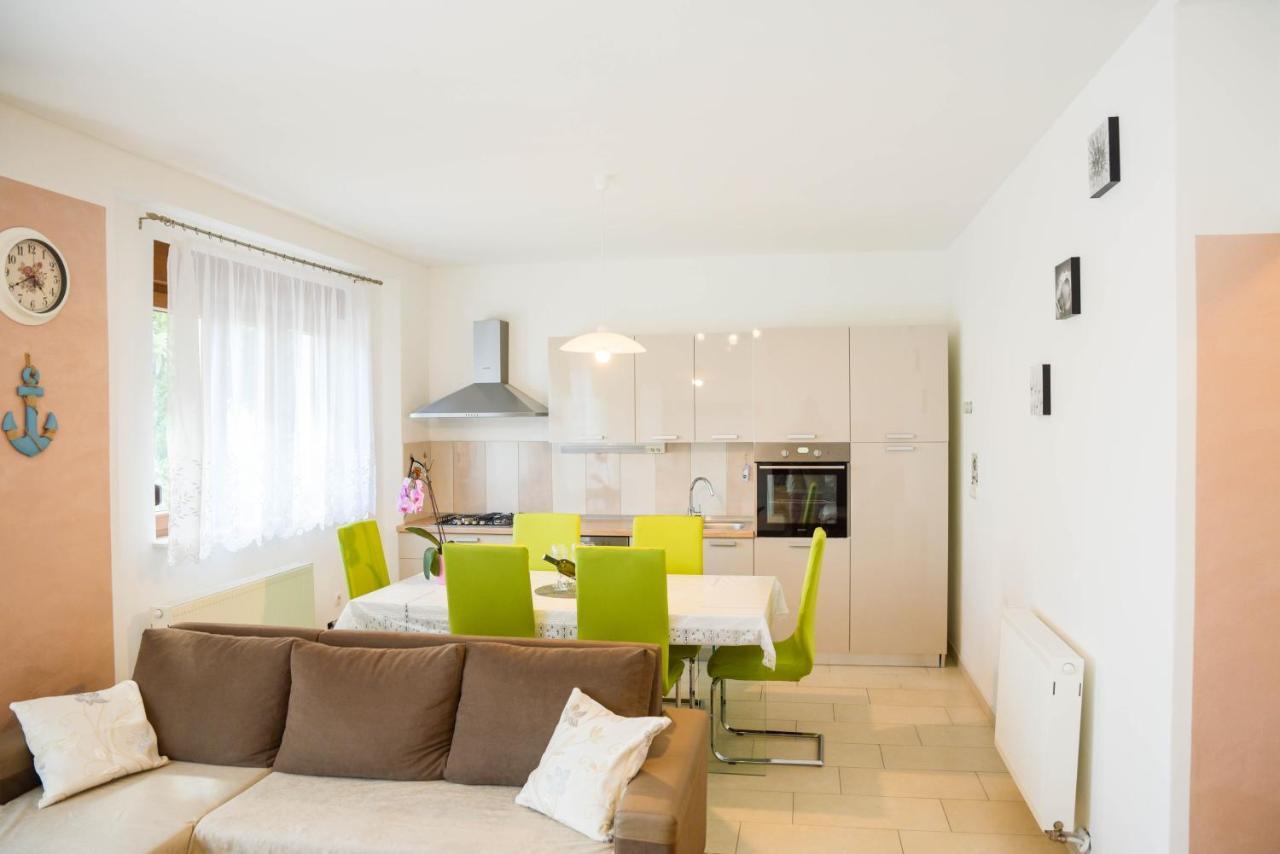 Apartment Andric Crikvenica Buitenkant foto